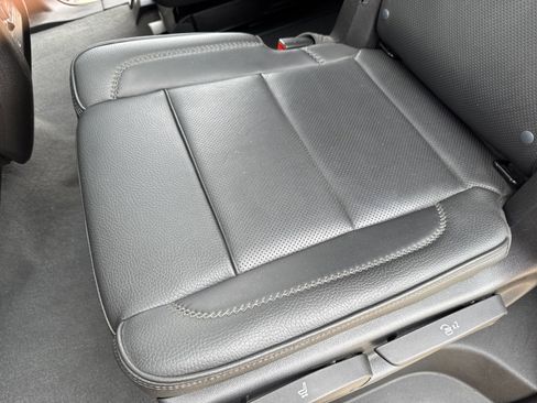 Used 2022 GMC Yukon Denali image 28