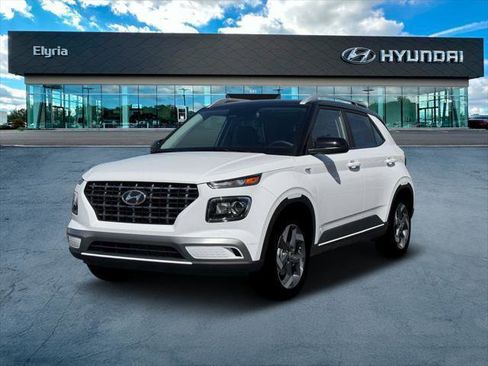 New 2026 Hyundai Venue SEL image 1