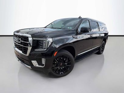 Used 2024 GMC Yukon XL SLT w/ SLT Premium Package