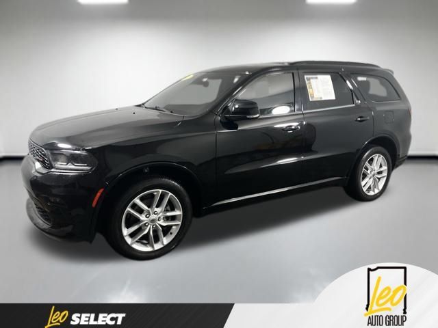 Used 2023 Dodge Durango GT AWD/4WD image 2