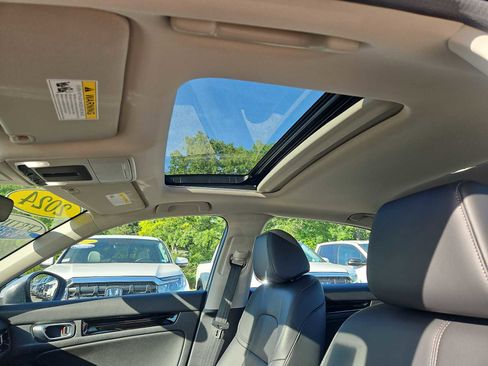 Certified 2024 Honda Civic Touring image 17