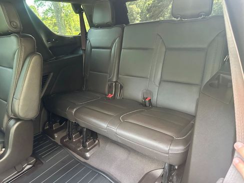 Used 2023 GMC Yukon Denali w/ LPO, Floor Liner Package RWD image 19