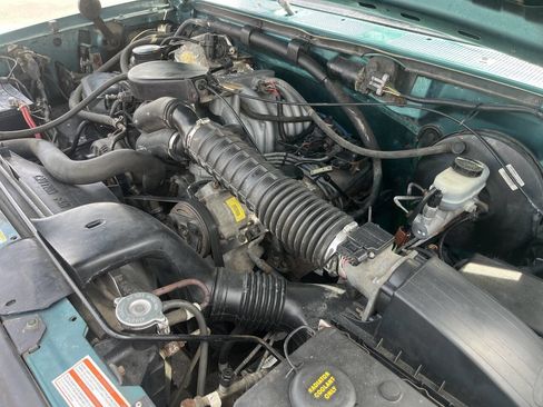 Used 1996 Ford Bronco AWD/4WD image 12