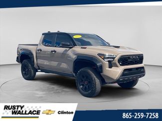 Used 2025 Toyota Tacoma TRD Pro w/ Tow Tech Package AWD/4WD video 1