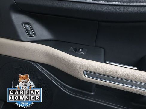 Used 2023 Ford Expedition Limited image 17