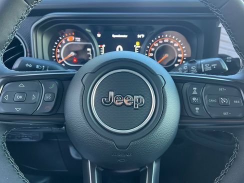 New 2026 Jeep Wrangler Unlimited Rubicon w/ Safety Group image 23