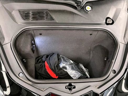 Used 2023 Chevrolet Corvette Stingray Premium Cpe w/ Battery Protection Package RWD image 22