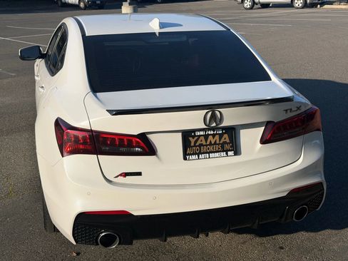Used 2019 Acura TLX w/ Technology & A-SPEC Pkg image 4