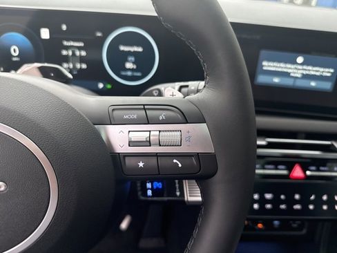 New 2025 Hyundai Tucson Limited image 29