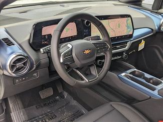 New 2025 Chevrolet Equinox EV LT FWD video 3