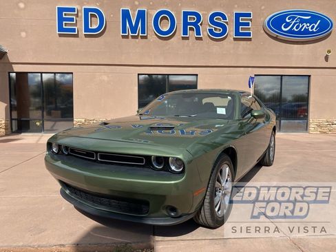 Used 2021 Dodge Challenger SXT AWD/4WD image 1