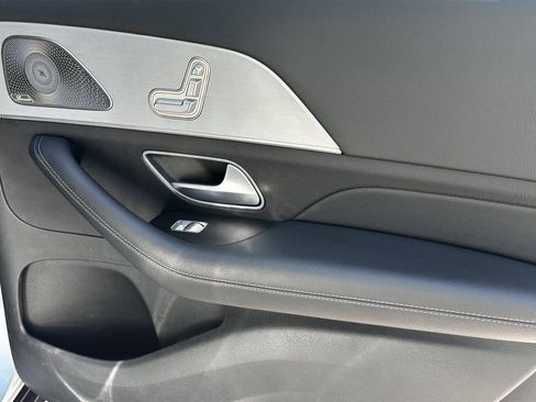 Certified 2025 Mercedes-Benz GLS 450 4MATIC image 20