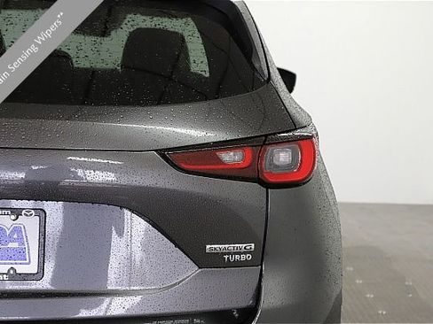 Used 2025 MAZDA CX-5 Signature image 11