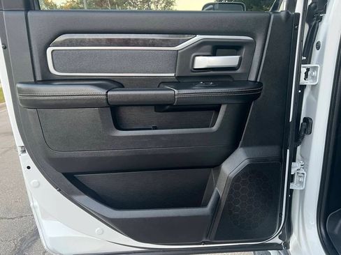 Used 2022 RAM 3500 Lone Star w/ Safety Group B image 28