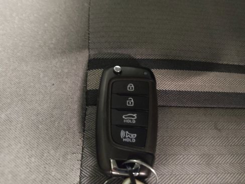 Used 2021 Hyundai Sonata SE FWD image 32
