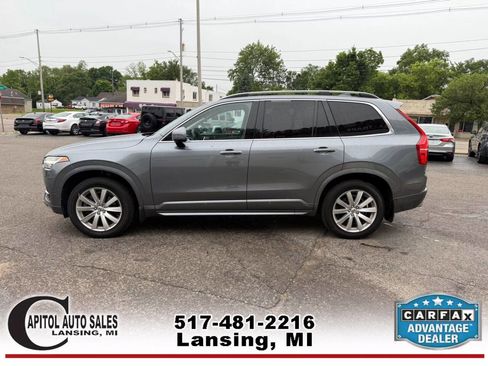 Used 2016 Volvo XC90 T6 Momentum w/ Momentum Plus Package image 5