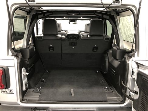 Certified 2024 Jeep Wrangler Unlimited Rubicon image 8