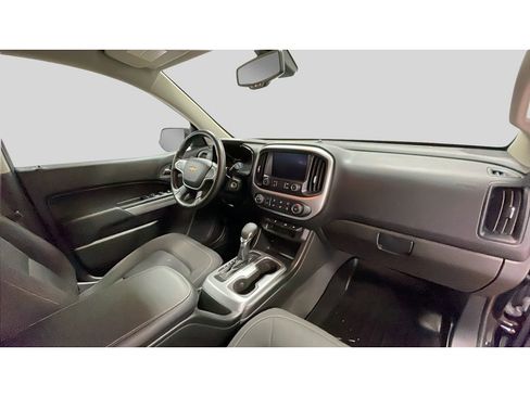 Used 2022 Chevrolet Colorado LT w/ LT Convenience Package AWD/4WD image 18