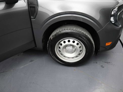 Used 2025 Ford Maverick XL w/ Equipment Group 102A image 10