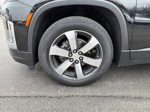 Used 2023 Chevrolet Traverse LT w/ LT Premium Package image 28