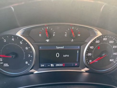 Used 2024 Chevrolet Equinox LT image 23