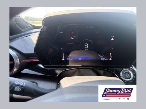 Used 2026 Chevrolet Trax RS w/ Sunroof Package FWD image 1
