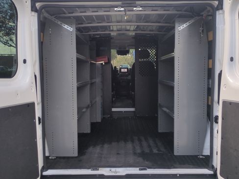 Used 2023 RAM ProMaster 2500 image 13