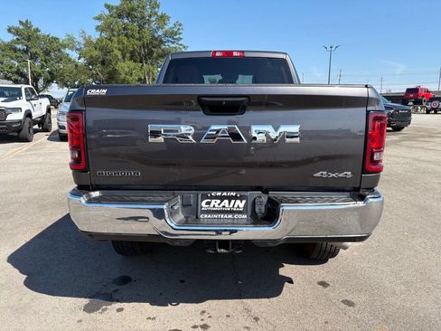 Used 2026 RAM 2500 Big Horn AWD/4WD image 6