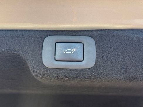 Used 2018 Lexus LS 500 AWD w/ Interior Upgrade Package image 29