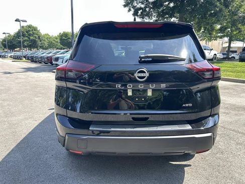 New 2026 Nissan Rogue SV AWD/4WD image 6