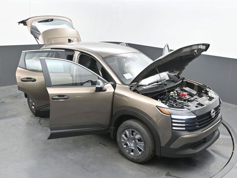 New 2026 Nissan Kicks S image 37