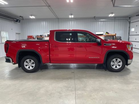 Used 2022 GMC Sierra 1500 SLE w/ Driver Alert Package II image 8