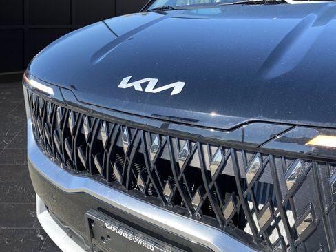 New 2026 Kia Carnival LXS FWD image 43