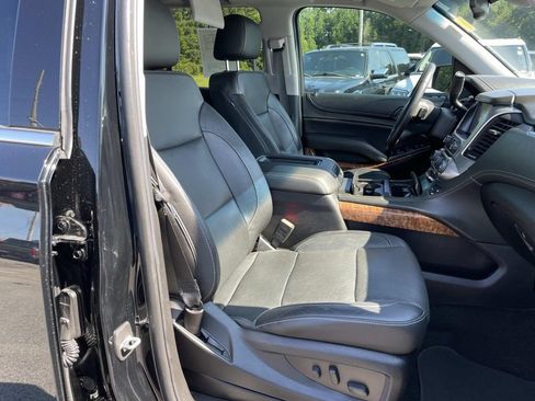 Used 2018 Chevrolet Tahoe Premier AWD/4WD image 30