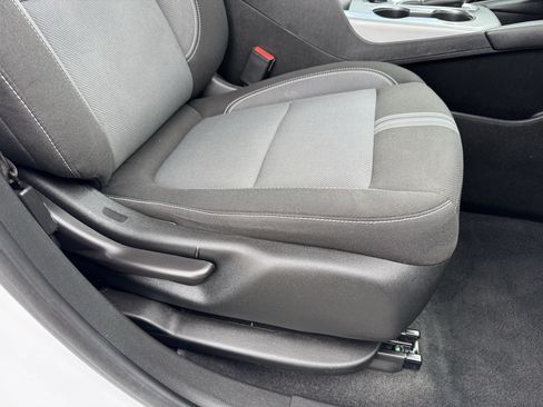 Used 2023 Chevrolet Blazer LT FWD image 21