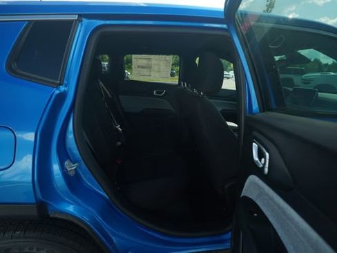 New 2025 Jeep Compass Sport image 20