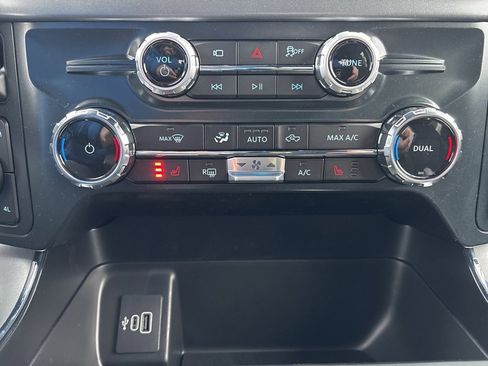 New 2025 Ford F150 XLT w/ Equipment Group 302A MID image 23