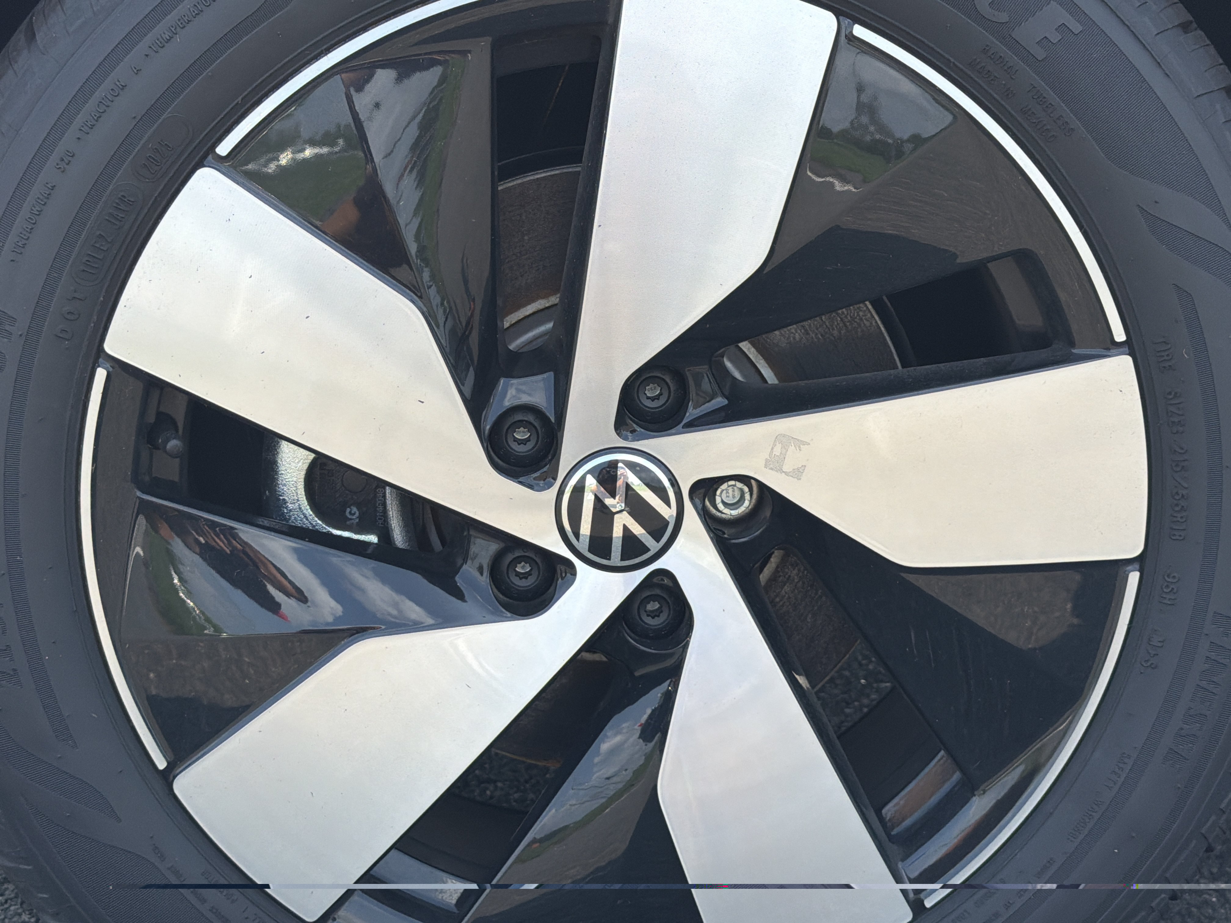 New 2025 Volkswagen Taos S AWD/4WD image 12