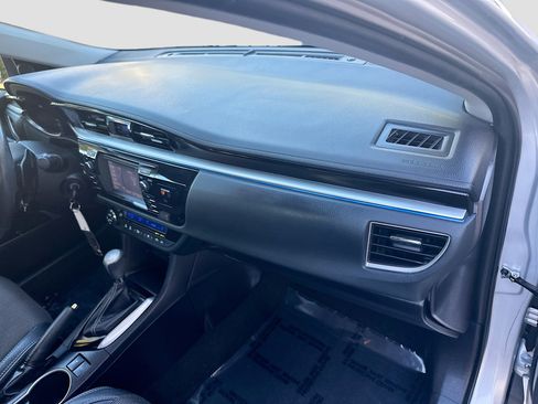 Used 2016 Toyota Corolla S image 31