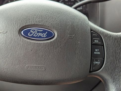 Used 2014 Ford E-150 and Econoline 150 w/ Power Group RWD image 15
