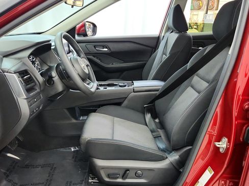 Used 2024 Nissan Rogue SV AWD/4WD image 21