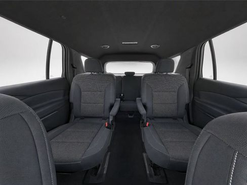 Used 2024 Chevrolet Traverse LT FWD image 31