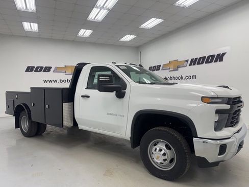 New 2025 Chevrolet Silverado 3500 W/T w/ WT Convenience Package image 3