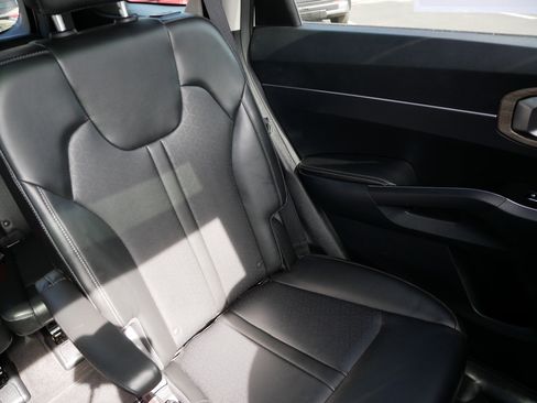 Used 2023 Kia Sorento X-Line EX image 14