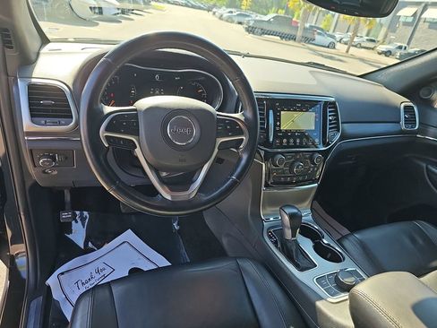 Used 2022 Jeep Grand Cherokee Limited AWD/4WD image 21
