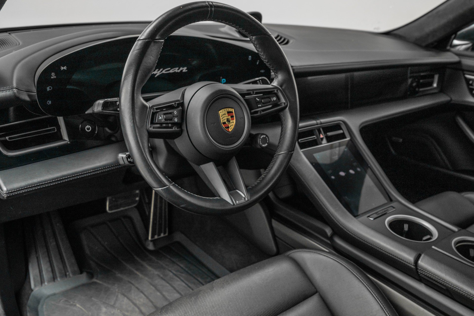 Used 2021 Porsche Taycan Turbo S AWD/4WD image 4