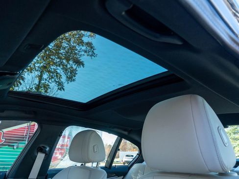 Used 2023 BMW 530i xDrive 530i xDrive w/ Executive Package image 28