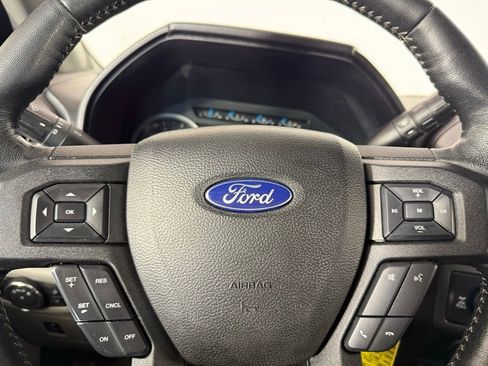 Used 2017 Ford F150 XLT w/ Equipment Group 302A Luxury AWD/4WD image 26