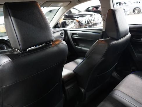 Used 2017 Toyota Corolla SE w/ Carpet Mat Package (TMS) FWD image 20