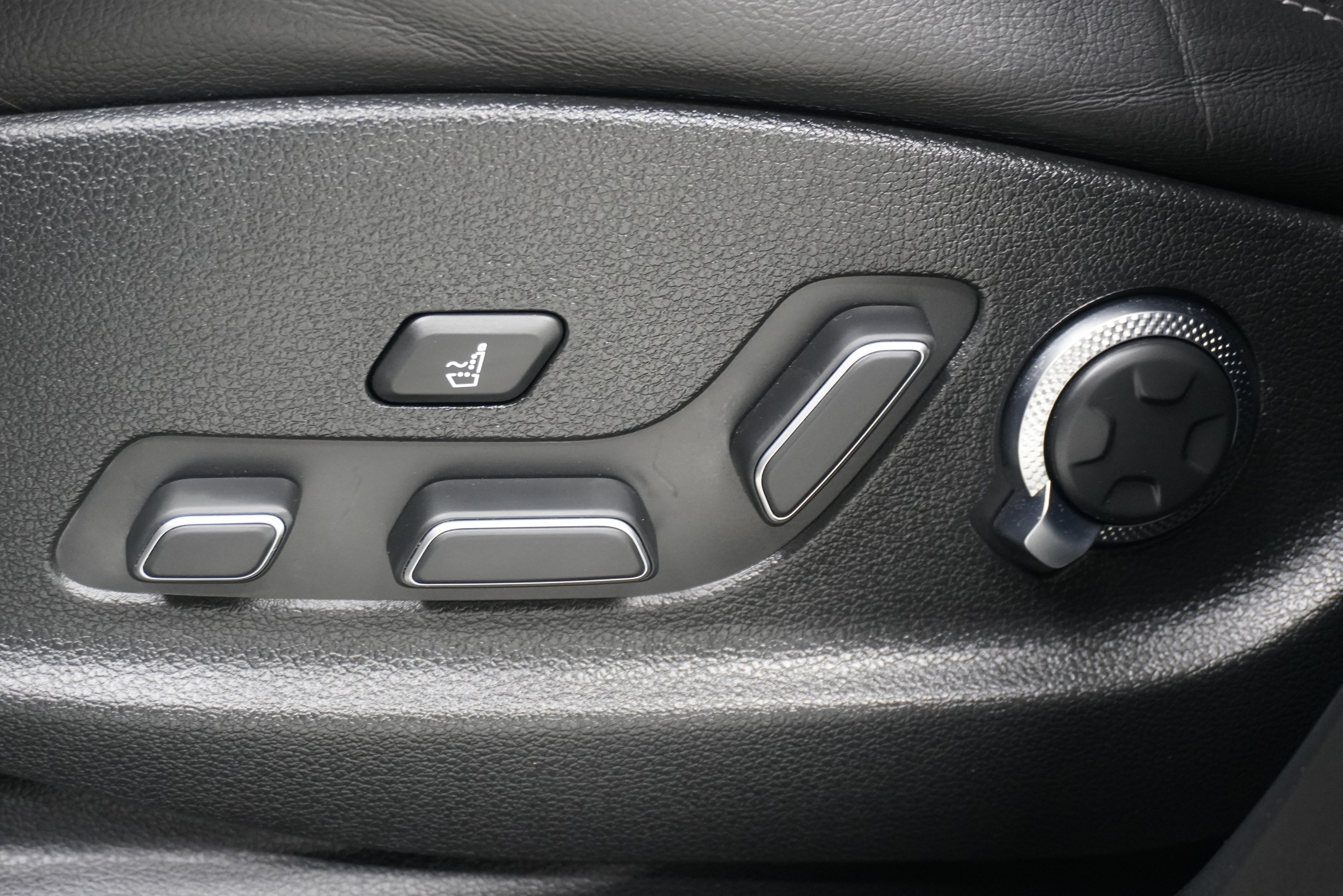 Used 2022 Genesis GV70 2.5T w/ Sport Prestige Package AWD/4WD image 15